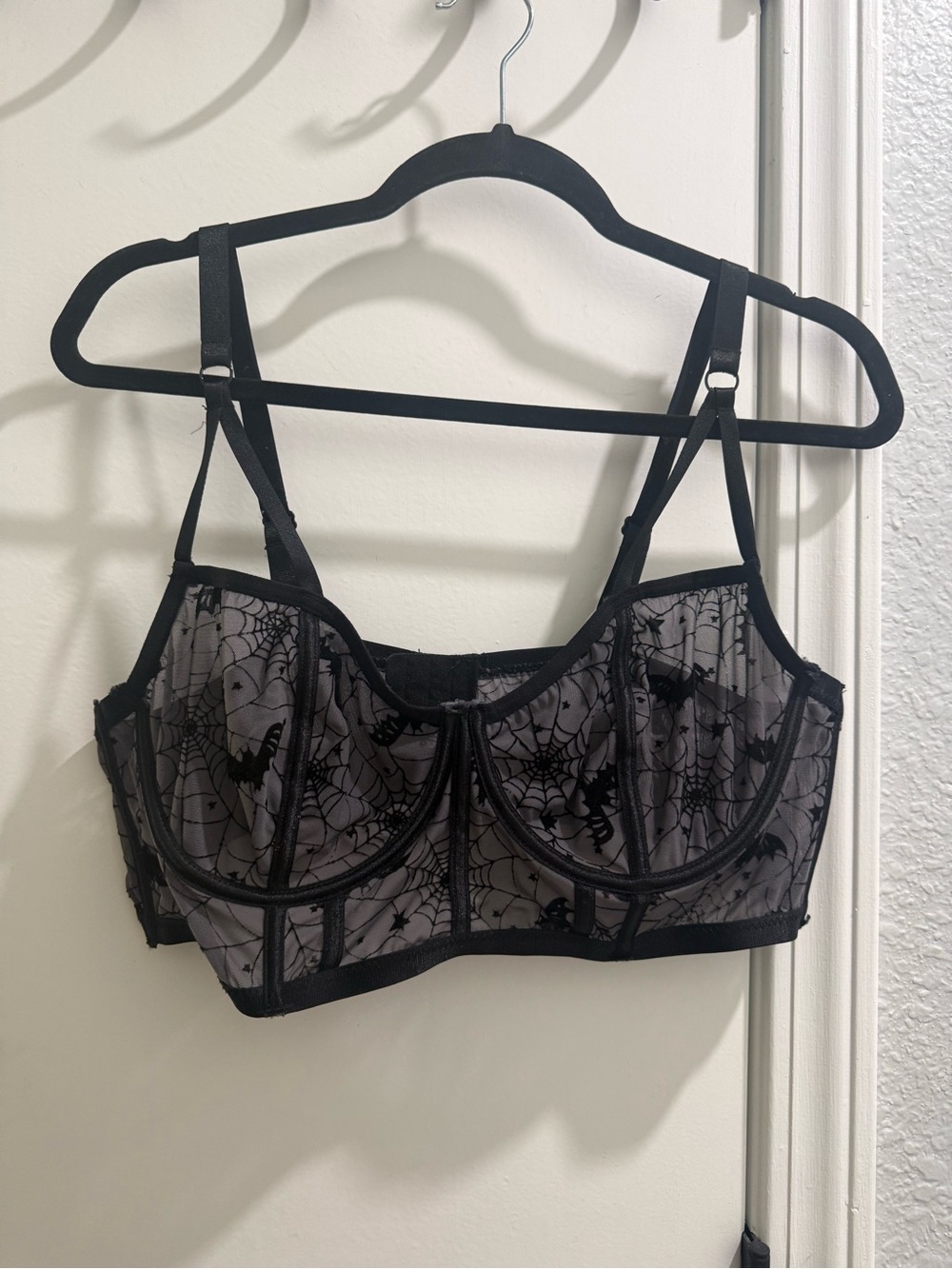 Torrid Curve Halloween Spiderweb & Bat Mesh Bustier Top - Size 1